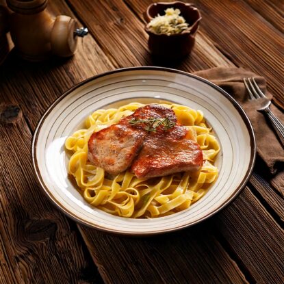 Filet Mignon de Porc à la moutarde et crème et Tagliatelles