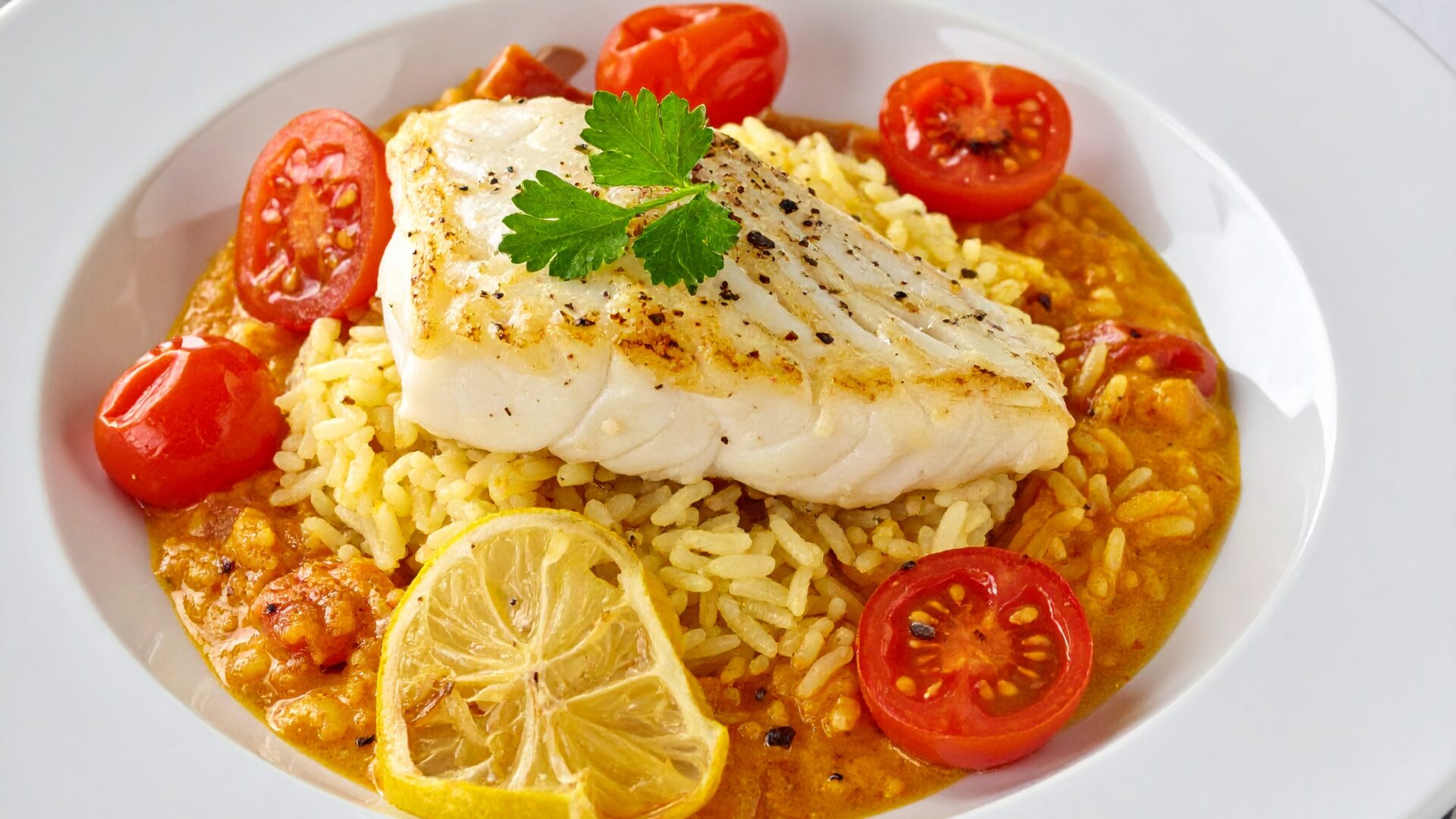 Dos d'églefin tomates cerise citron et riz