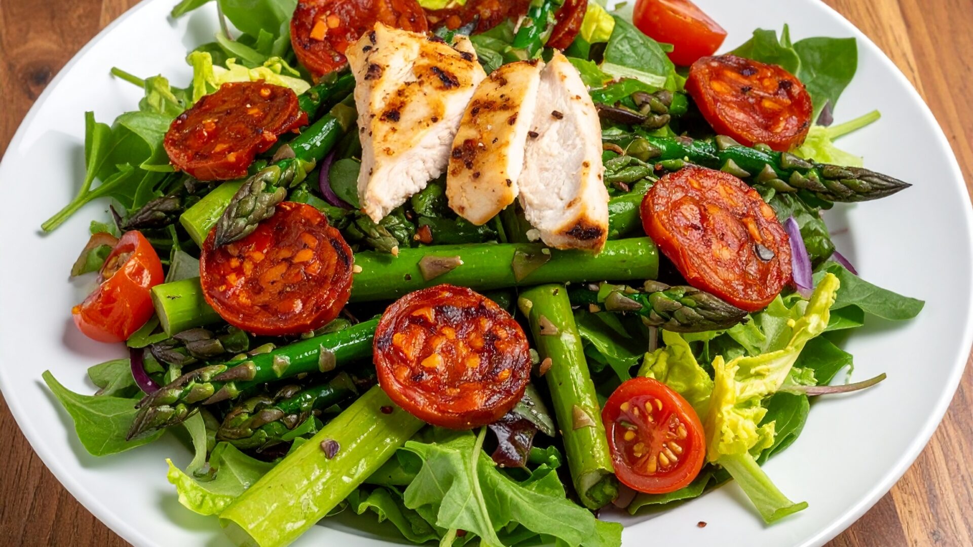 Salade Poulet, chorizo et Asperges