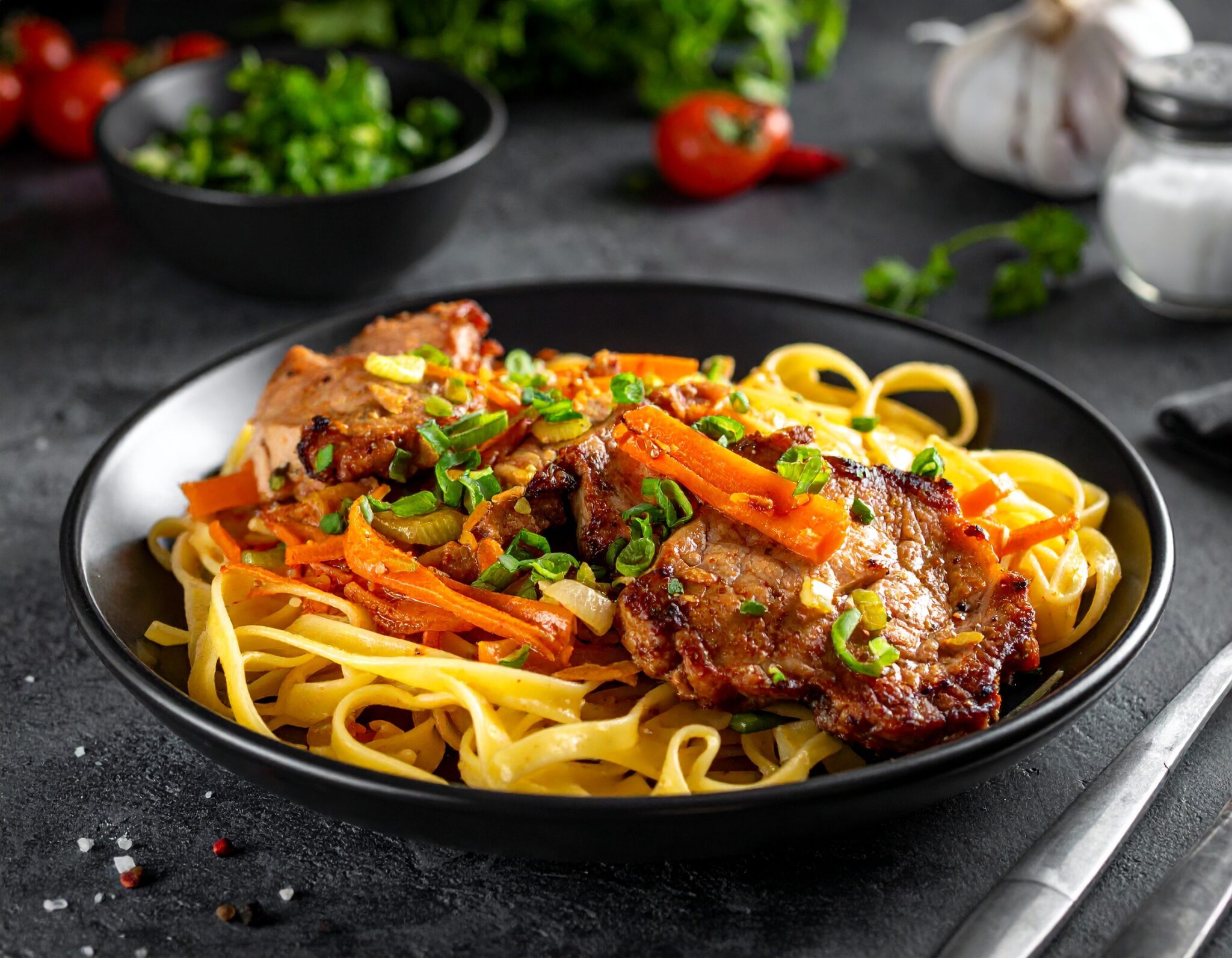 Sauté de porc au carotte et poireau et Pates fraiches